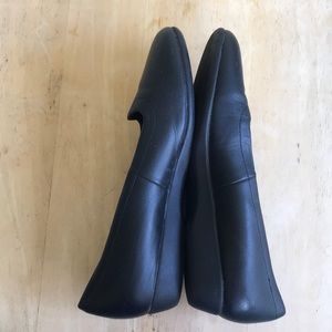 Leather pumps size 8 1/2